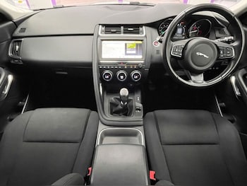 Used Jaguar E-Pace 2018 for sale - 77027162: Photo