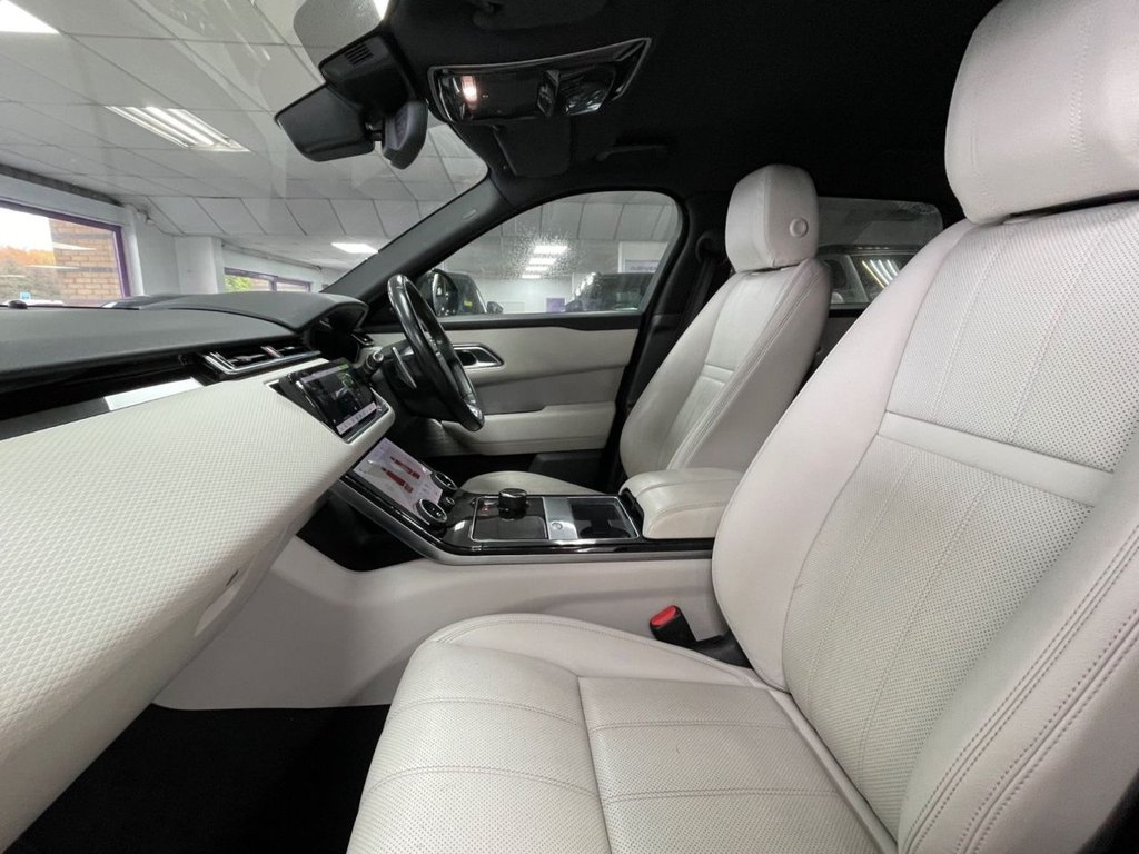 Used Land Rover Range Rover Velar 2018 for sale - 76841067: Photo 32