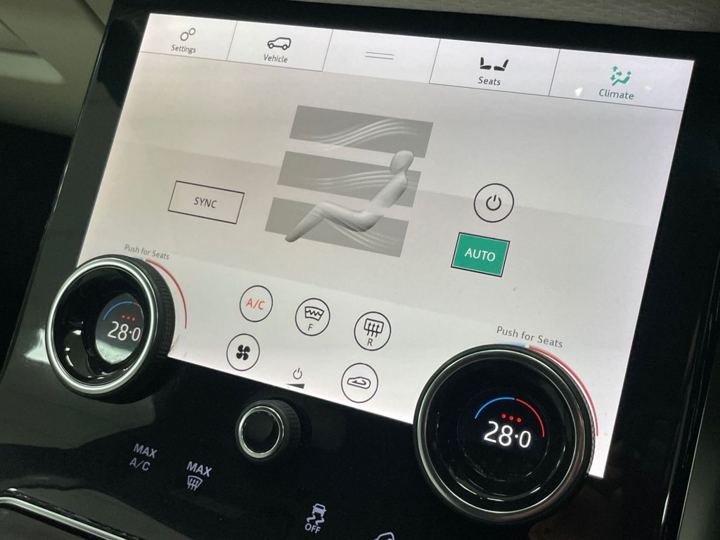 Used Land Rover Range Rover Velar 2018 for sale - 76841067: Photo 47