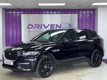 Used Jaguar F-Pace 2018 for sale - 77703715: Photo