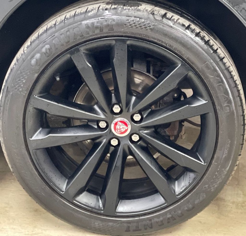 Used Jaguar E-Pace 2019 for sale - 77879717: Photo 15