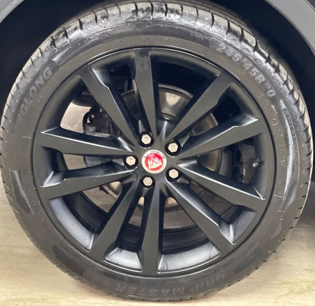 Used Jaguar E-Pace 2019 for sale - 77879717: Photo 16