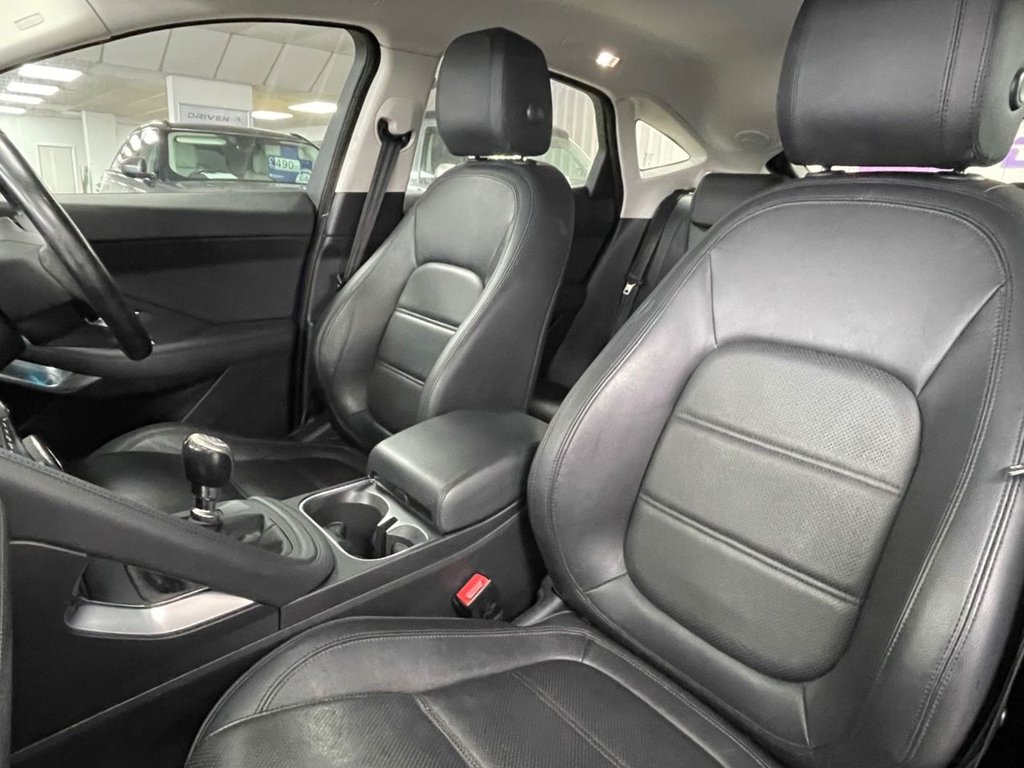 Used Jaguar E-Pace 2018 for sale - 76163595: Photo 32