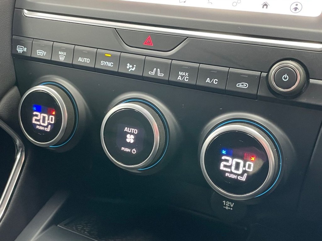 Used Jaguar E-Pace 2018 for sale - 76163595: Photo 46