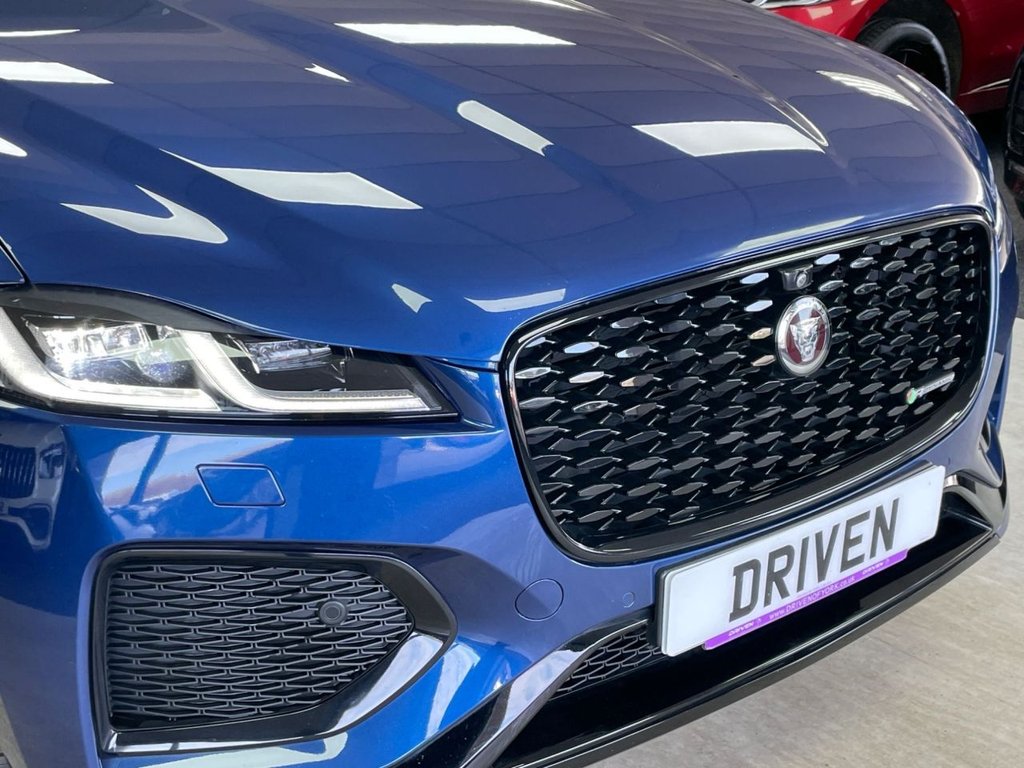 Used Jaguar F-Pace 2021 for sale - 77764619: Photo 4