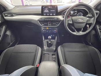 Used Ford Focus 2026 for sale - 78330075: Photo