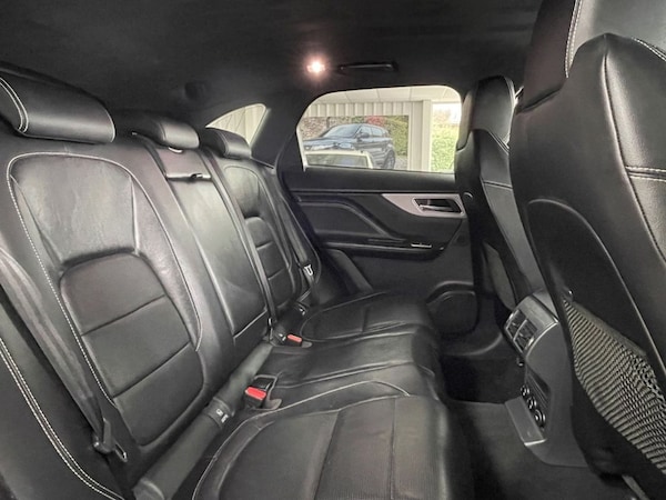 Used Jaguar F-Pace 2018 for sale - 75716721: Photo 29