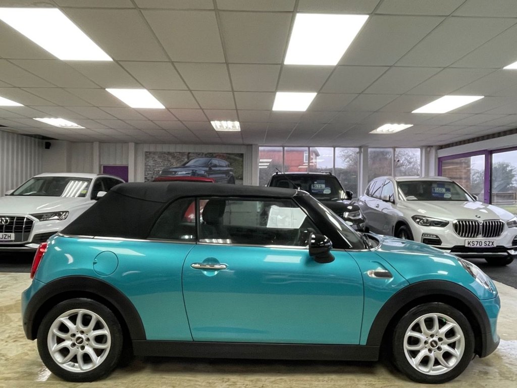 Used MINI Convertible 2019 for sale - 77520499: Photo 19
