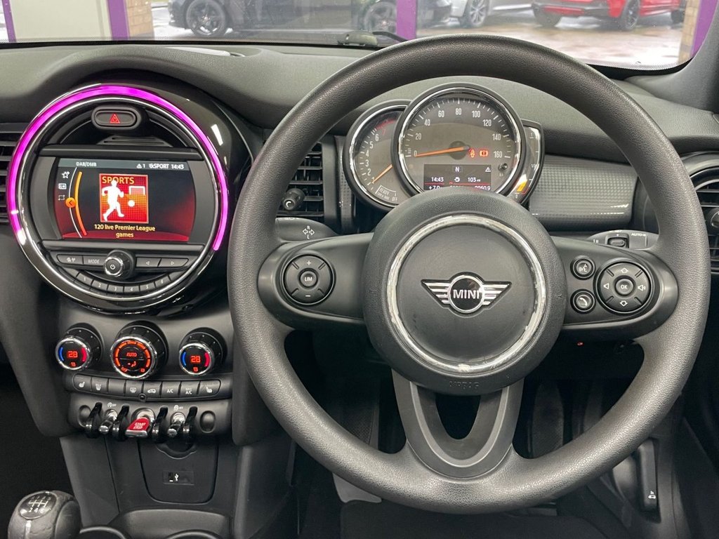 Used MINI Convertible 2019 for sale - 77520499: Photo 43