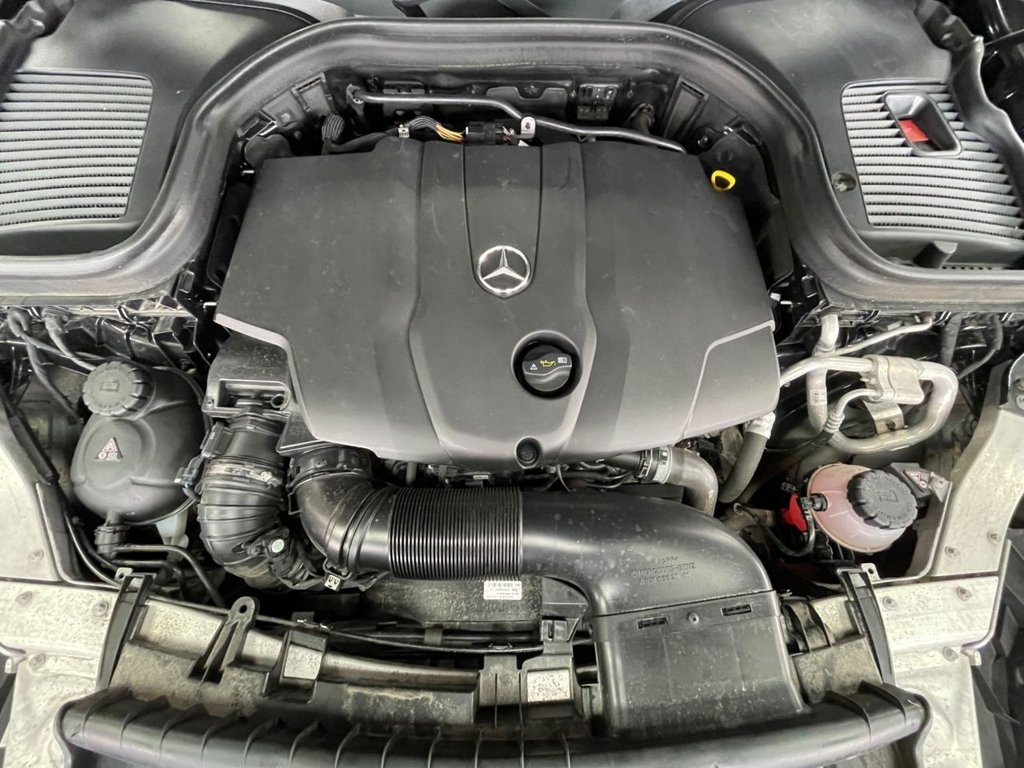 Used Mercedes-Benz GLC 2019 for sale - 76739897: Photo 16