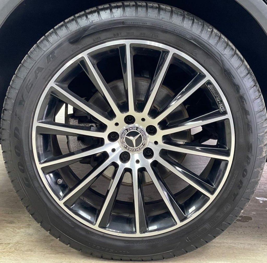 Used Mercedes-Benz GLC 2019 for sale - 76739897: Photo 17