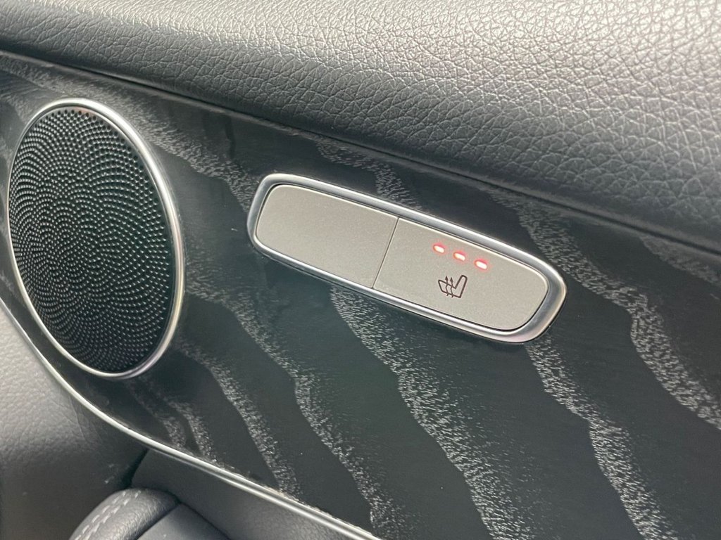 Used Mercedes-Benz GLC 2019 for sale - 76739897: Photo 28