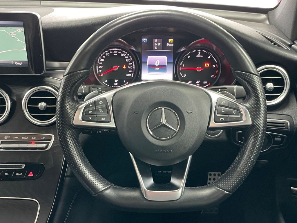 Used Mercedes-Benz GLC 2019 for sale - 76739897: Photo 37