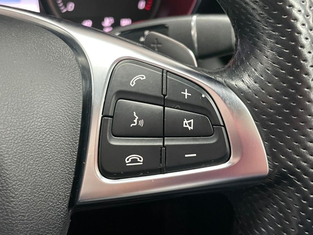 Used Mercedes-Benz GLC 2019 for sale - 76739897: Photo 39