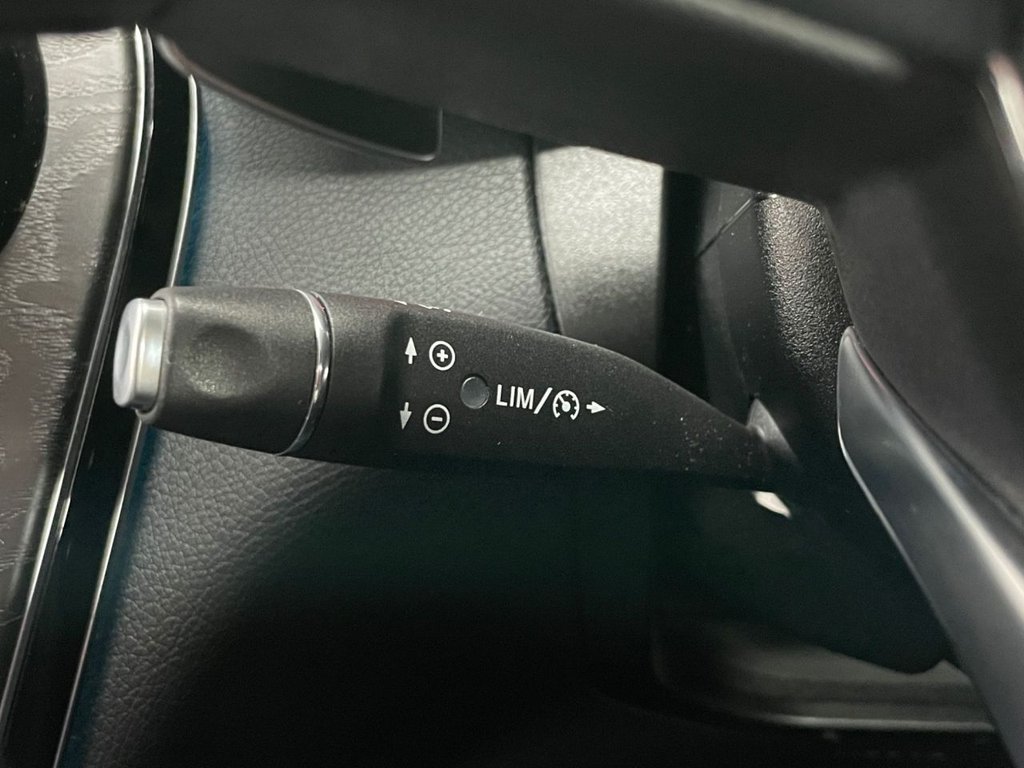 Used Mercedes-Benz GLC 2019 for sale - 76739897: Photo 40