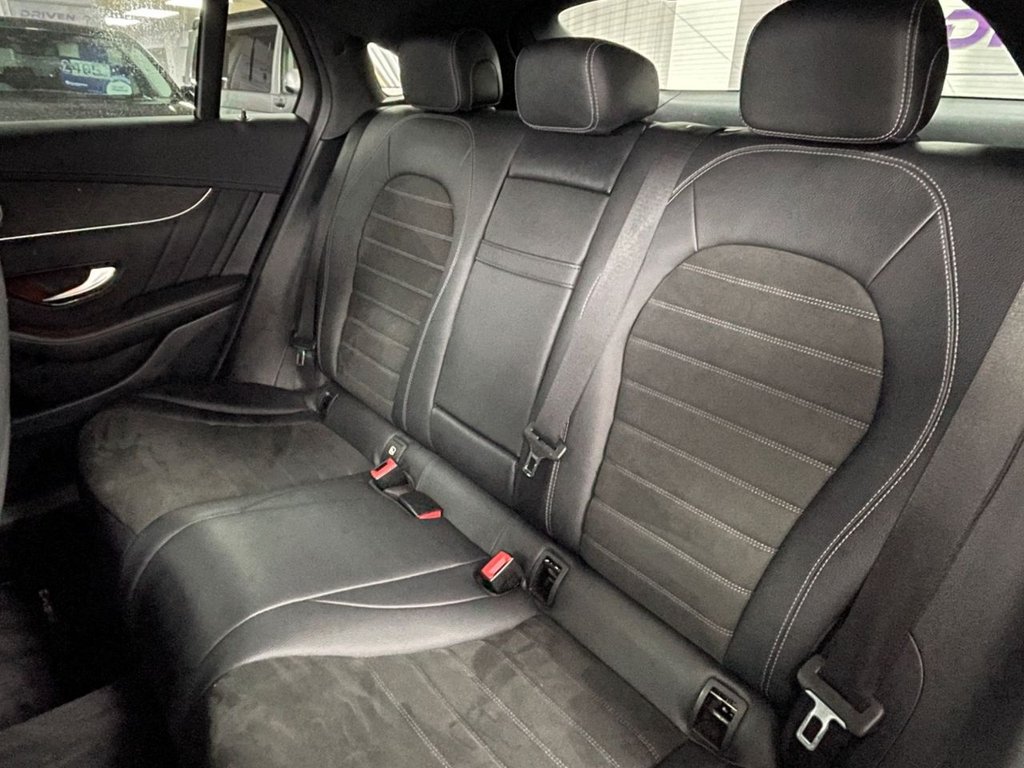 Used Mercedes-Benz GLC 2020 for sale - 76520379: Photo 31