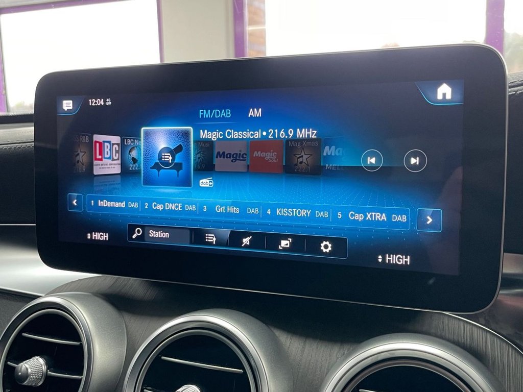 Used Mercedes-Benz GLC 2020 for sale - 76520379: Photo 43