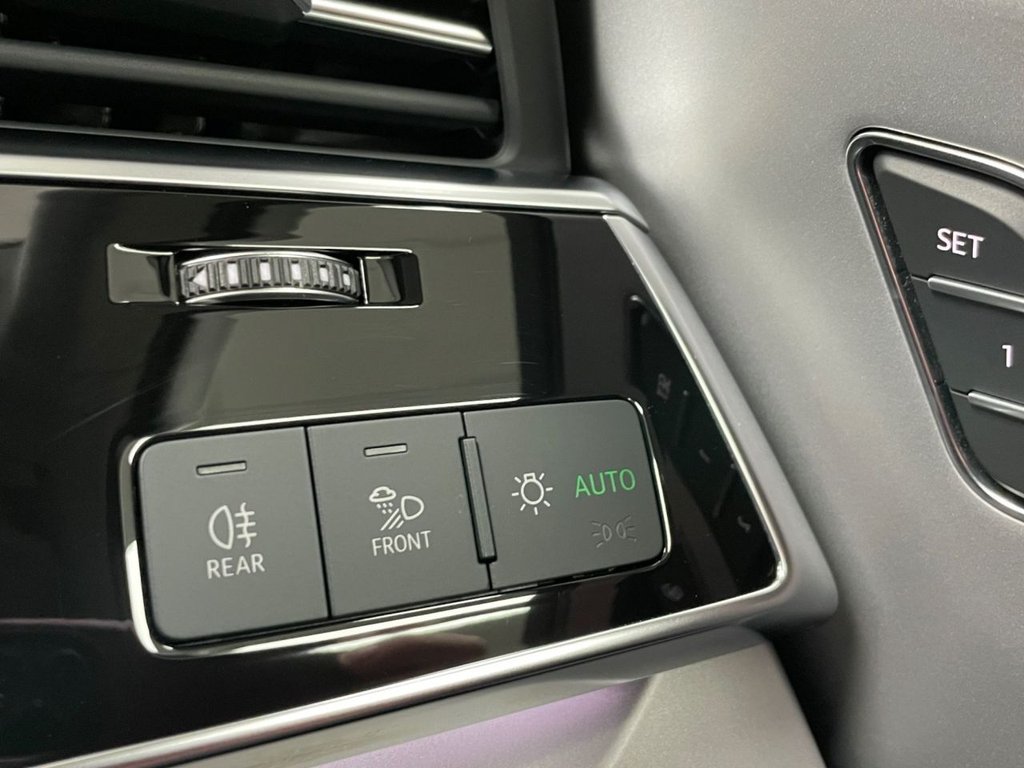 Used Audi Q7 2021 for sale - 77302104: Photo 40