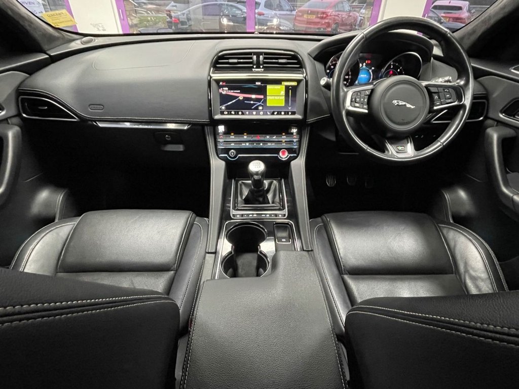 Used Jaguar F-Pace 2019 for sale - 77451497: Photo 2