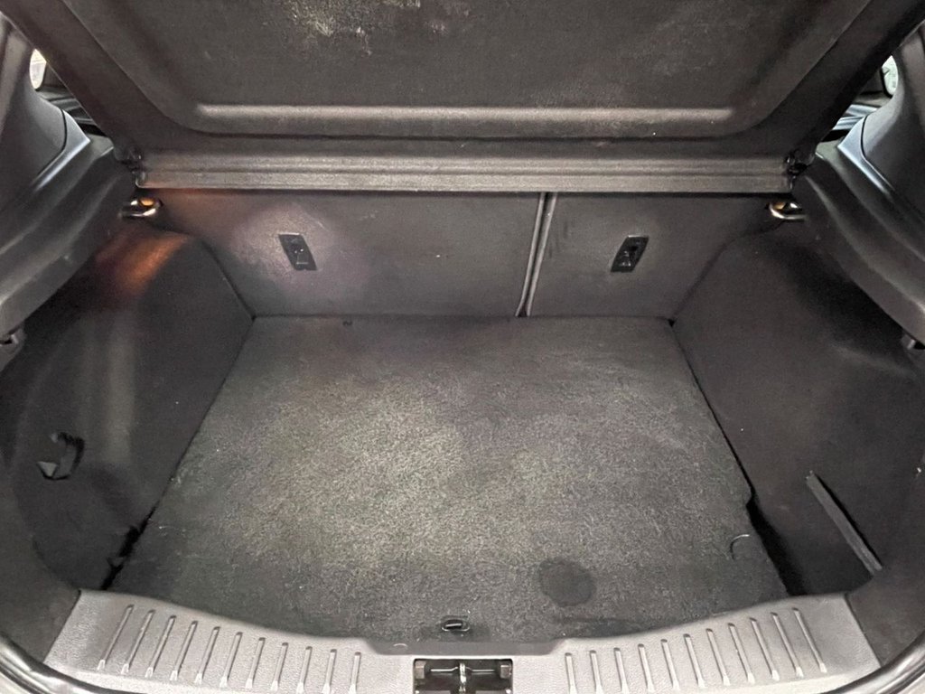 Used Ford Focus 2017 for sale - 76654727: Photo 14