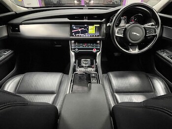 Used Jaguar XF 2019 for sale - 77319653: Photo