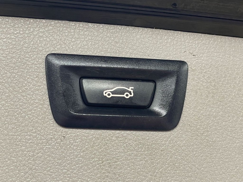 Used BMW 3 Series 2018 for sale - 77319646: Photo 19