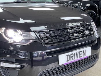 Used Land Rover Discovery Sport 2018 for sale - 78793219: Photo