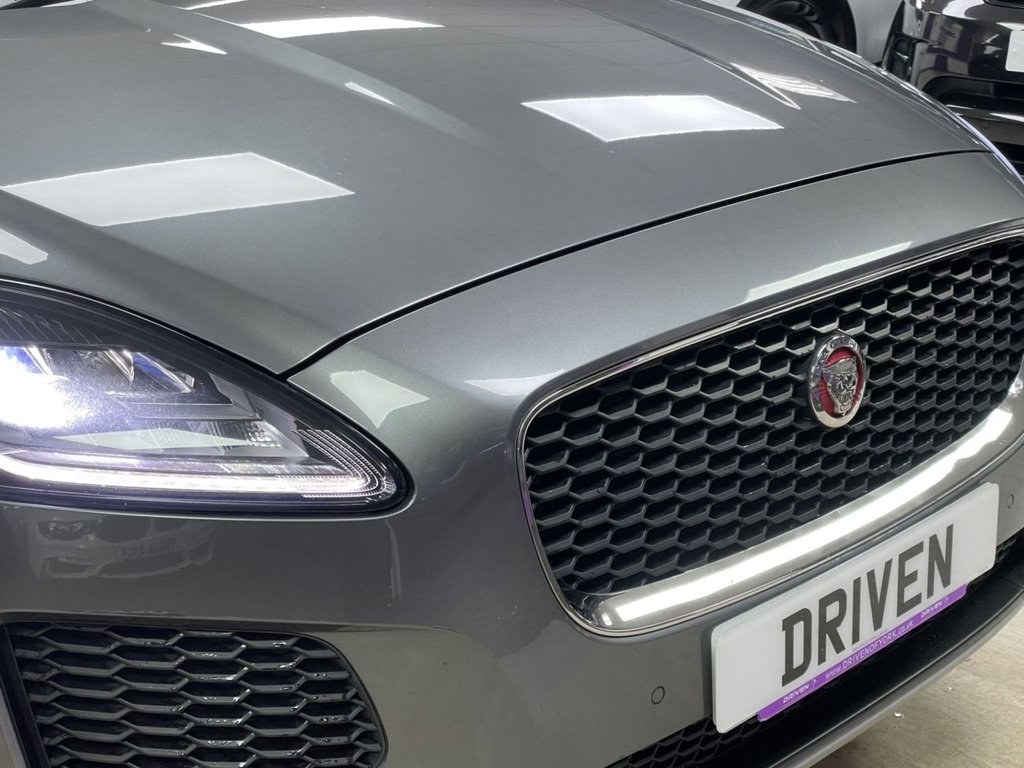 Used Jaguar E-Pace 2019 for sale - 77072369: Photo 4