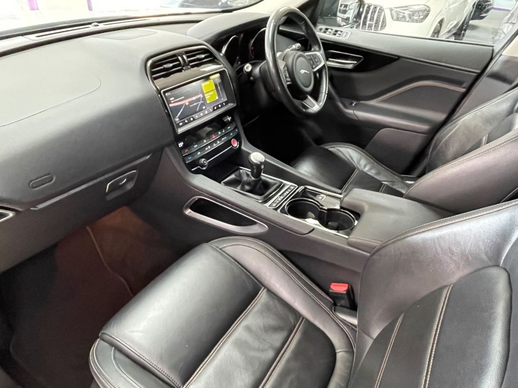 Used Jaguar F-Pace 2018 for sale - 77748218: Photo 31