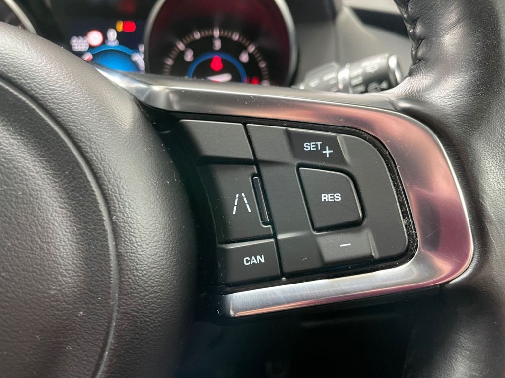 Used Jaguar F-Pace 2018 for sale - 77748218: Photo 36