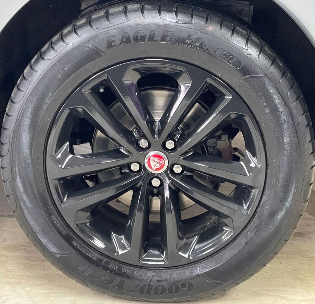 Used Jaguar F-Pace 2019 for sale - 77780357: Photo 14