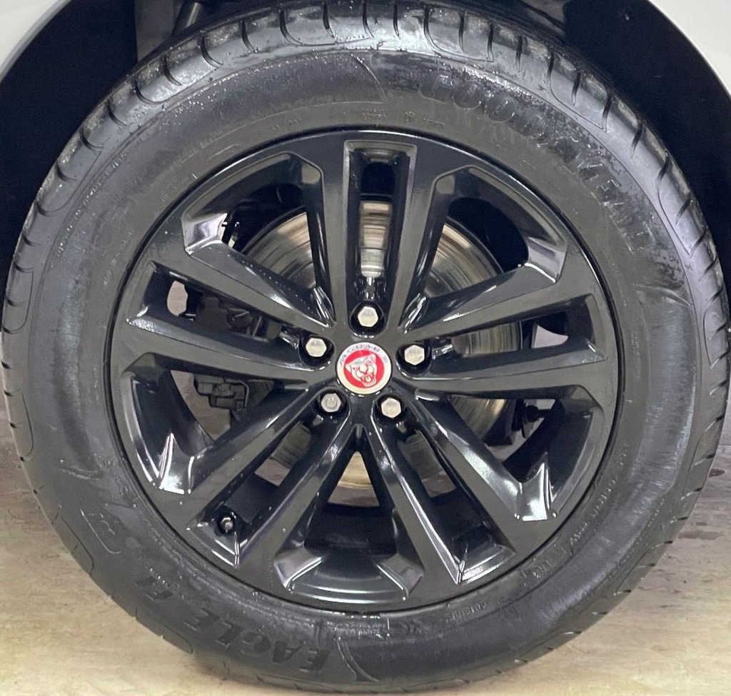 Used Jaguar F-Pace 2019 for sale - 77780357: Photo 15