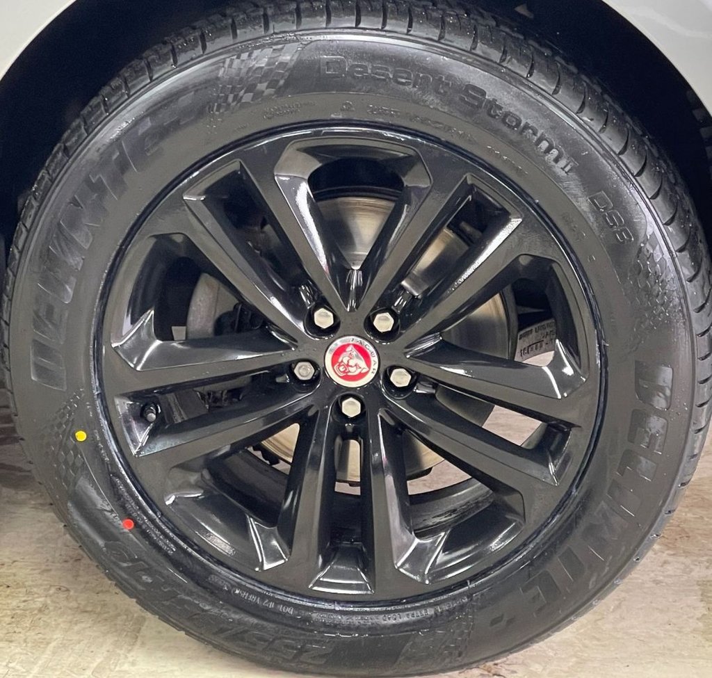 Used Jaguar F-Pace 2019 for sale - 77780357: Photo 16