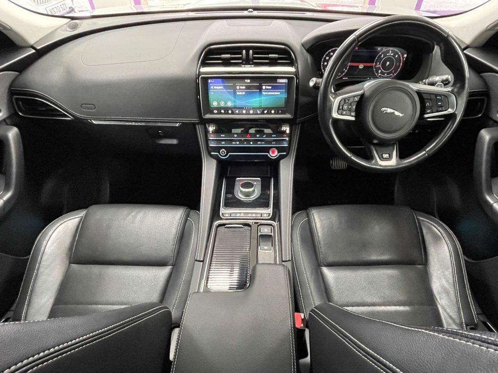 Used Jaguar F-Pace 2019 for sale - 77780357: Photo 2