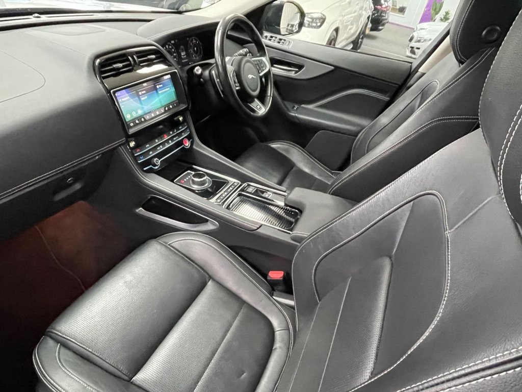 Used Jaguar F-Pace 2019 for sale - 77780357: Photo 32