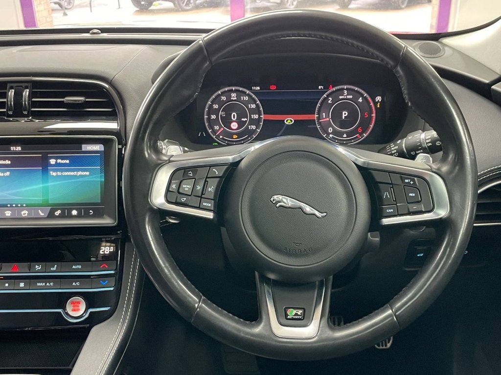 Used Jaguar F-Pace 2019 for sale - 77780357: Photo 37