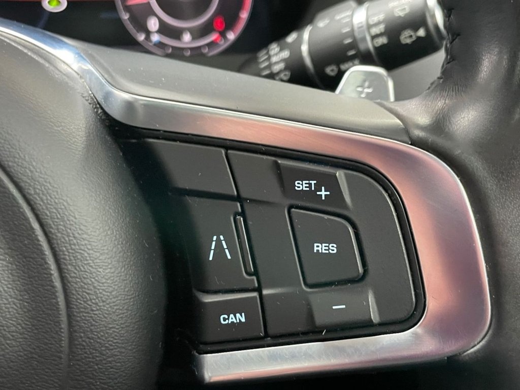 Used Jaguar F-Pace 2019 for sale - 77780357: Photo 39