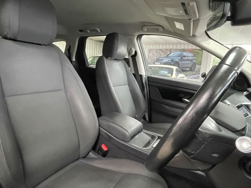 Used Land Rover Discovery Sport 2020 for sale - 76202529: Photo 26