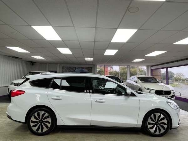 Used Ford Focus 2018 for sale - 76291318: Photo 12