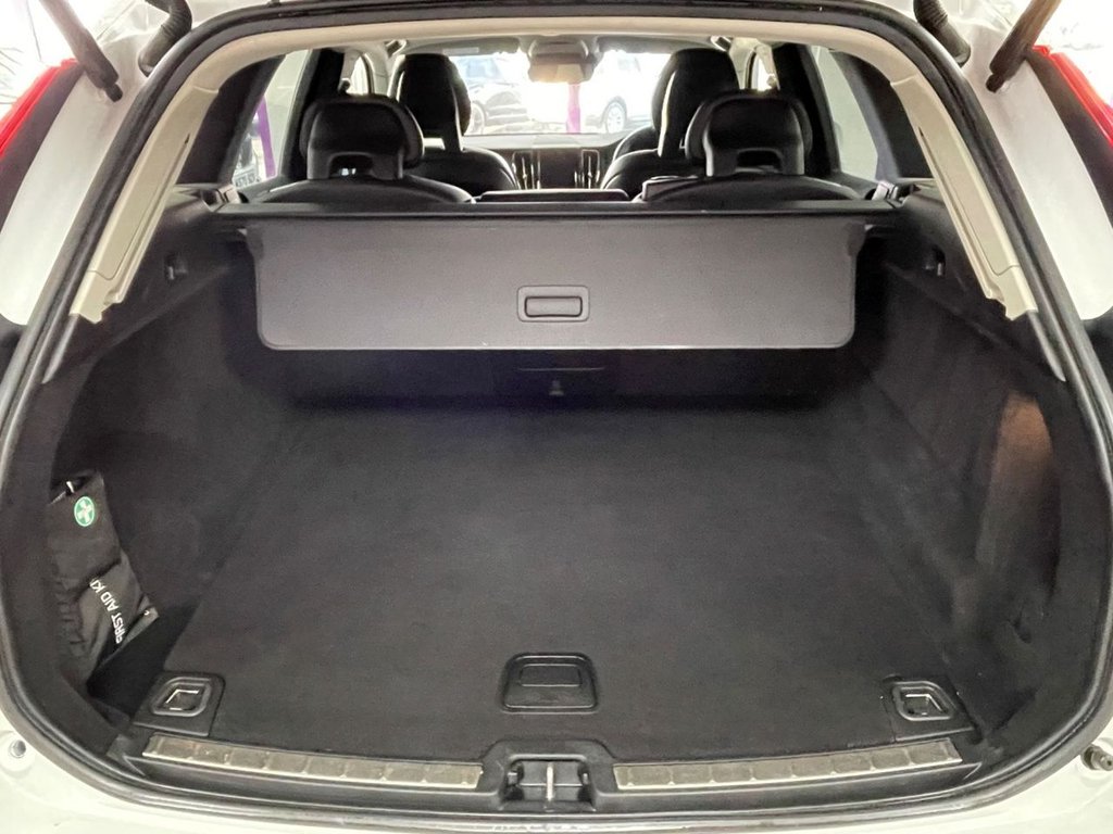 Used Volvo XC60 2018 for sale - 77287677: Photo 20