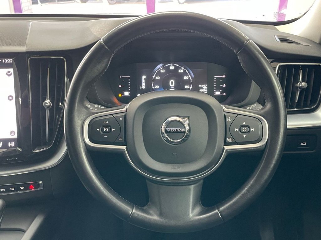 Used Volvo XC60 2018 for sale - 77287677: Photo 35