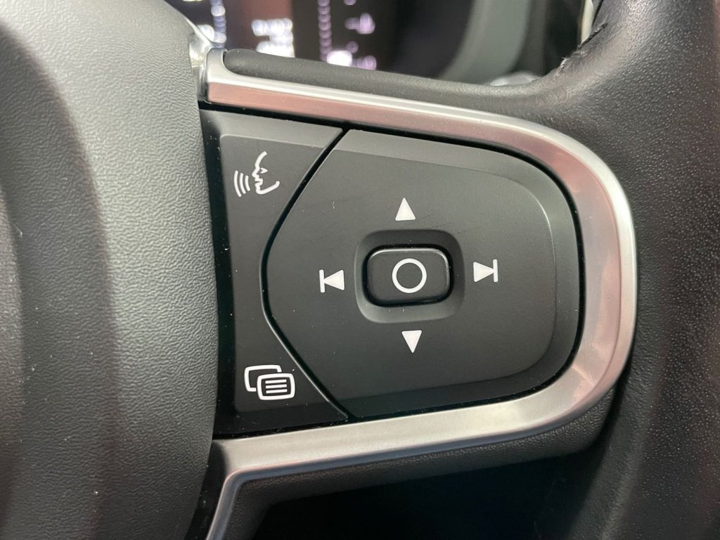 Used Volvo XC60 2018 for sale - 77287677: Photo 37