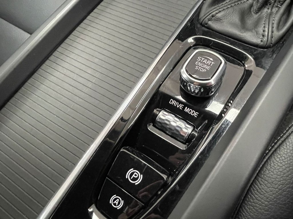 Used Volvo XC60 2018 for sale - 77287677: Photo 48