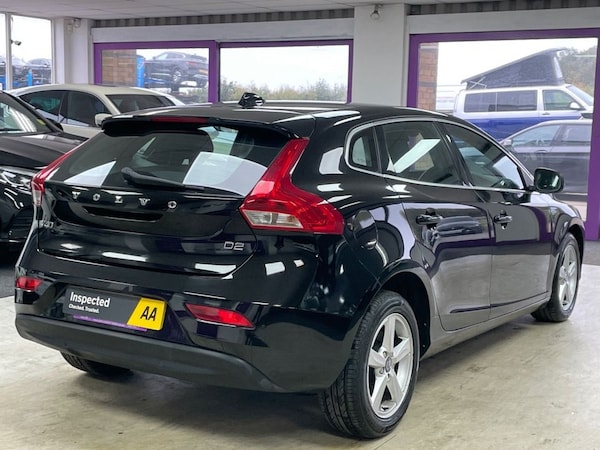Used Volvo V40 2015 for sale - 76291215: Photo 10