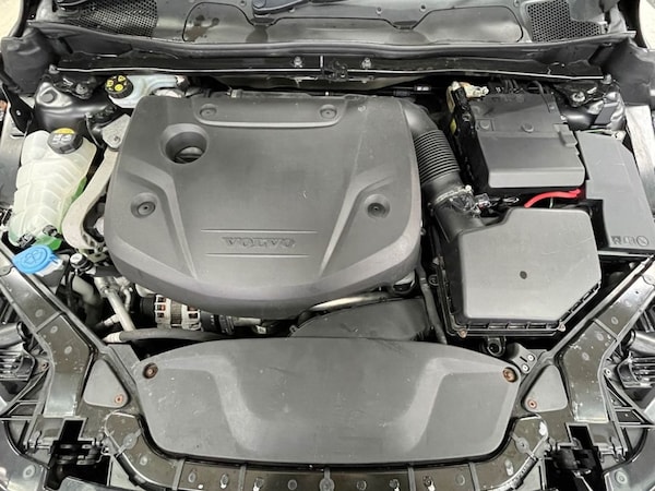 Used Volvo V40 2015 for sale - 76291215: Photo 14
