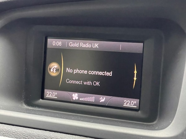 Used Volvo V40 2015 for sale - 76291215: Photo 38