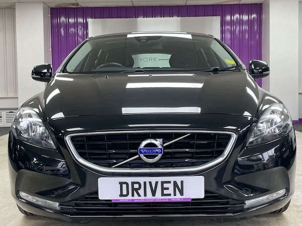 Used Volvo V40 2015 for sale - 76291215: Photo 6