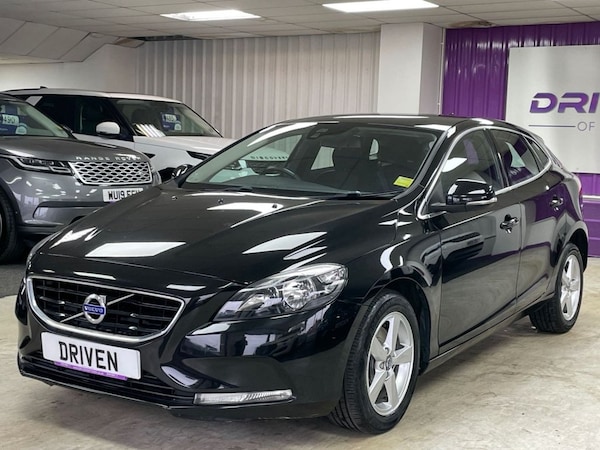 Used Volvo V40 2015 for sale - 76291215: Photo 7
