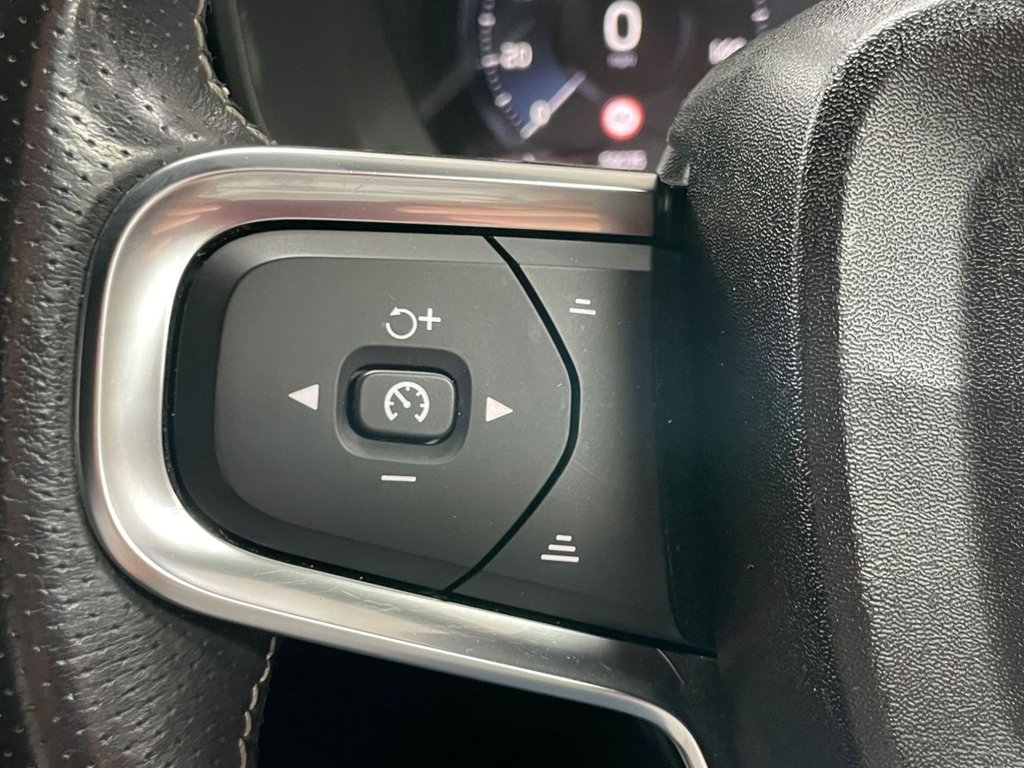 Used Volvo XC40 2020 for sale - 76010202: Photo 36