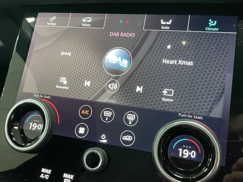 Used Land Rover Range Rover Velar 2020 for sale - 76654453: Photo 49